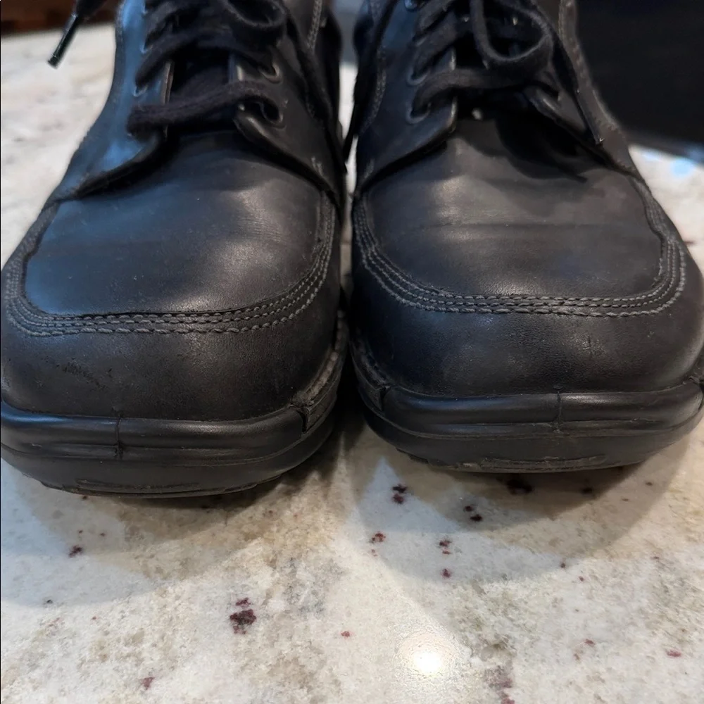 Ecco Men's Black Leather Oxfords